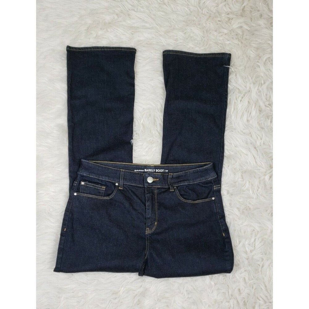 Chico's Womens Size 0.5 Short Platinum Barely Boot Jeans Dark Wash Stretch S